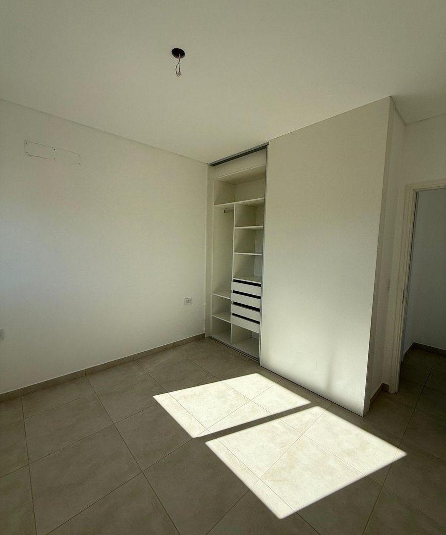Foto de VENTA DEPTO 1 DORMITORIO - TORRE JULIA - DUBNER, imagen 4