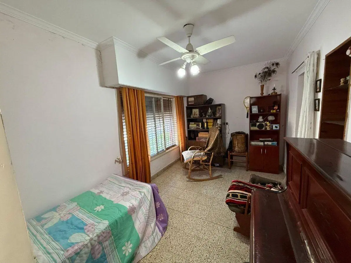 VENTA CASA 2 DORM. Y COCHERA Y DPTO EN GUADALUPE 2