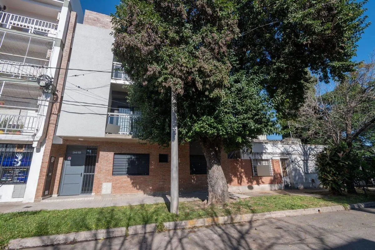 VENTA CASA A REFACCIONAR y/o demoler.  BARRIO SUR 2