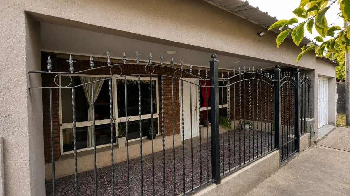 Casa en venta en Recreo, 3 dorm. patio y cochera 5