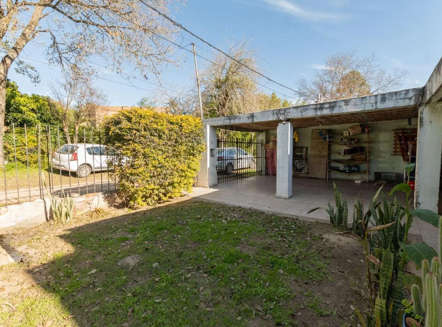 VENTA CASA/QUINTA 2 DORMITORIOS EN COLASTINÉ 2