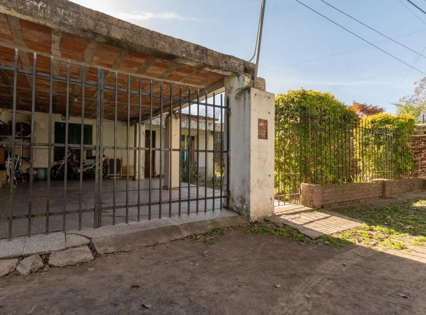 VENTA CASA/QUINTA 2 DORMITORIOS EN COLASTINÉ 1
