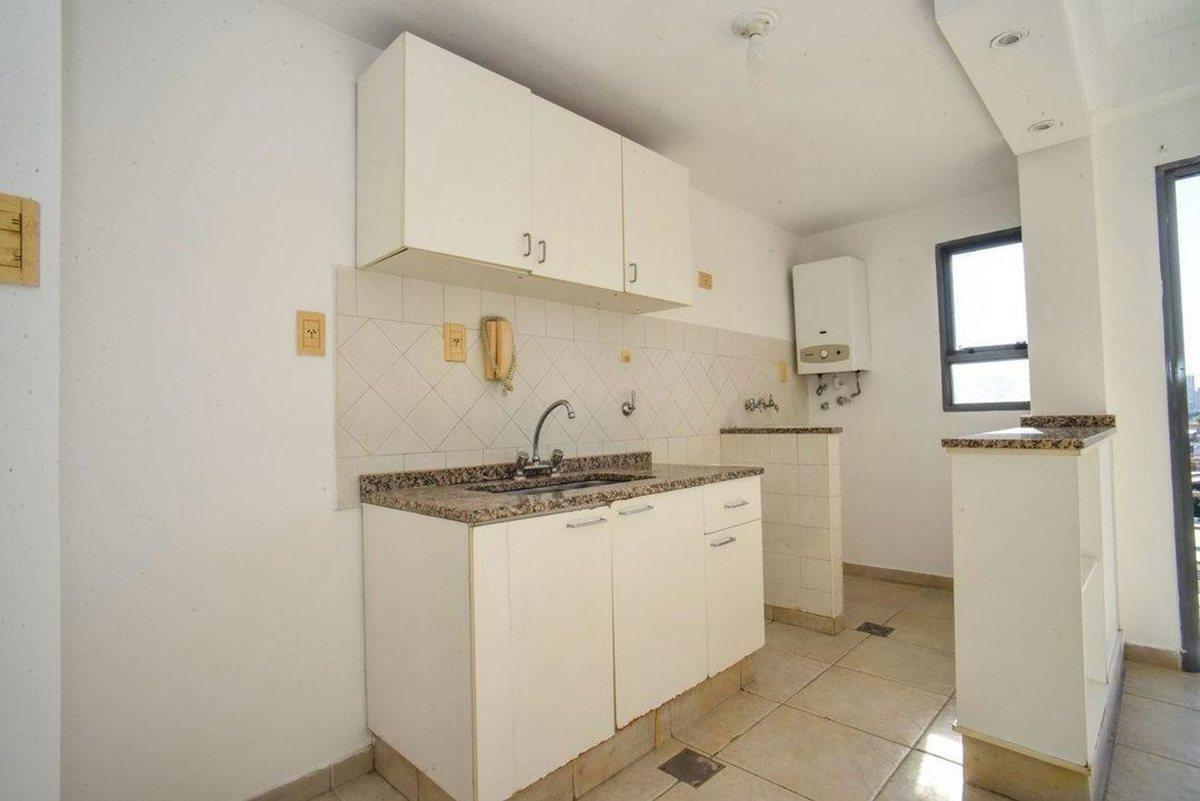 Foto de VENTA DPTO 1 DORM Y COCHERA ZONA LEGISLATURA, imagen 3
