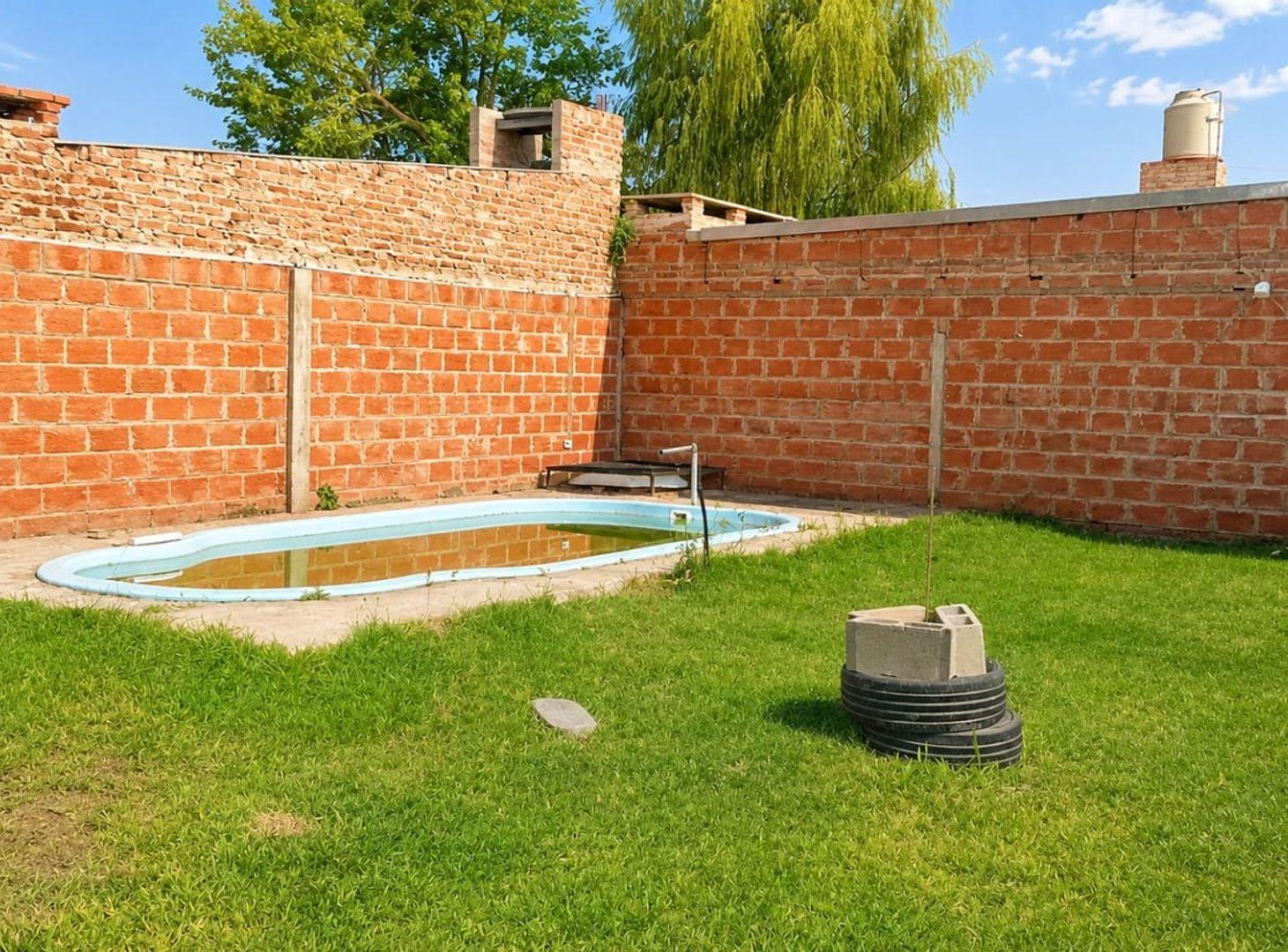 Foto de Alquiler Casa 1 Dormitorio con Patio y Pileta, imagen 1