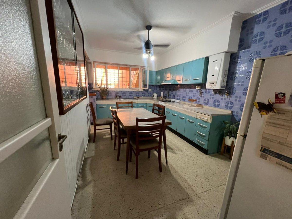 Foto de Venta | Casa 4 dormitorios y patio en Barrio Roma, imagen 4