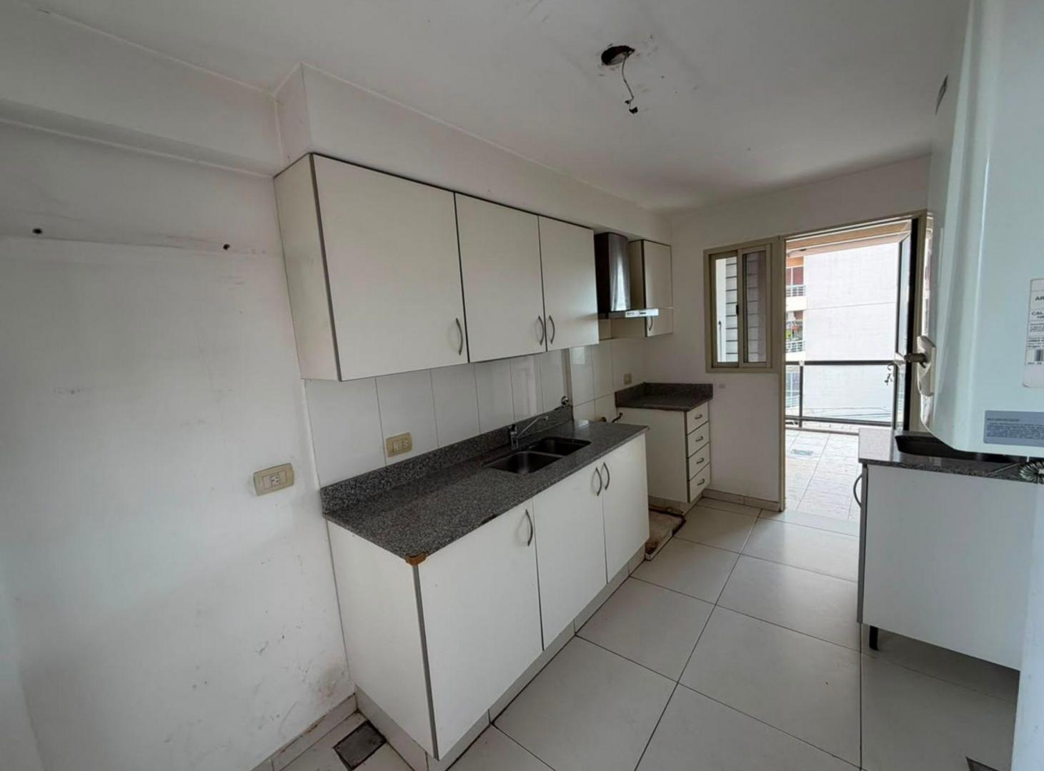 Foto de DEPARTAMENTO EN VENTA – B° Constituyentes, imagen 2