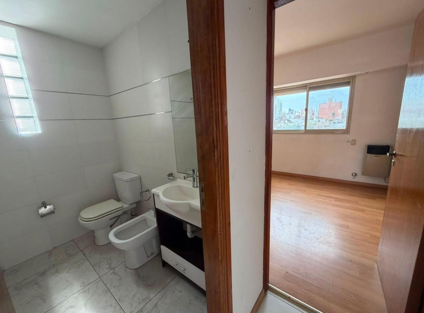 Foto de DEPARTAMENTO EN VENTA – B° Constituyentes, imagen 5