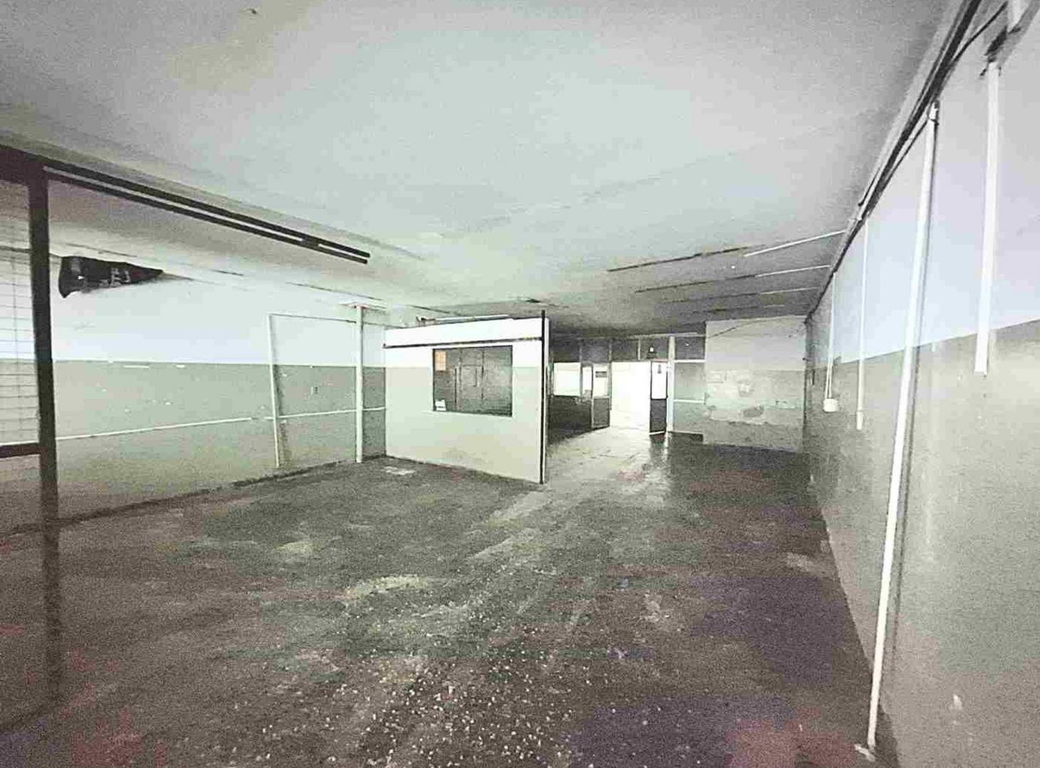 Foto de ALQUILER AMPLIO LOCAL COMERCIAL CÉNTRICO, imagen 5
