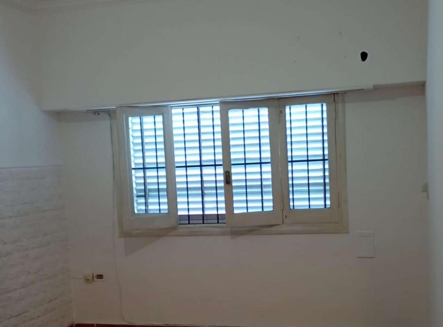 Foto de VENTA CASA 2 DORMITORIOS - Bº Constituyentes., imagen 5