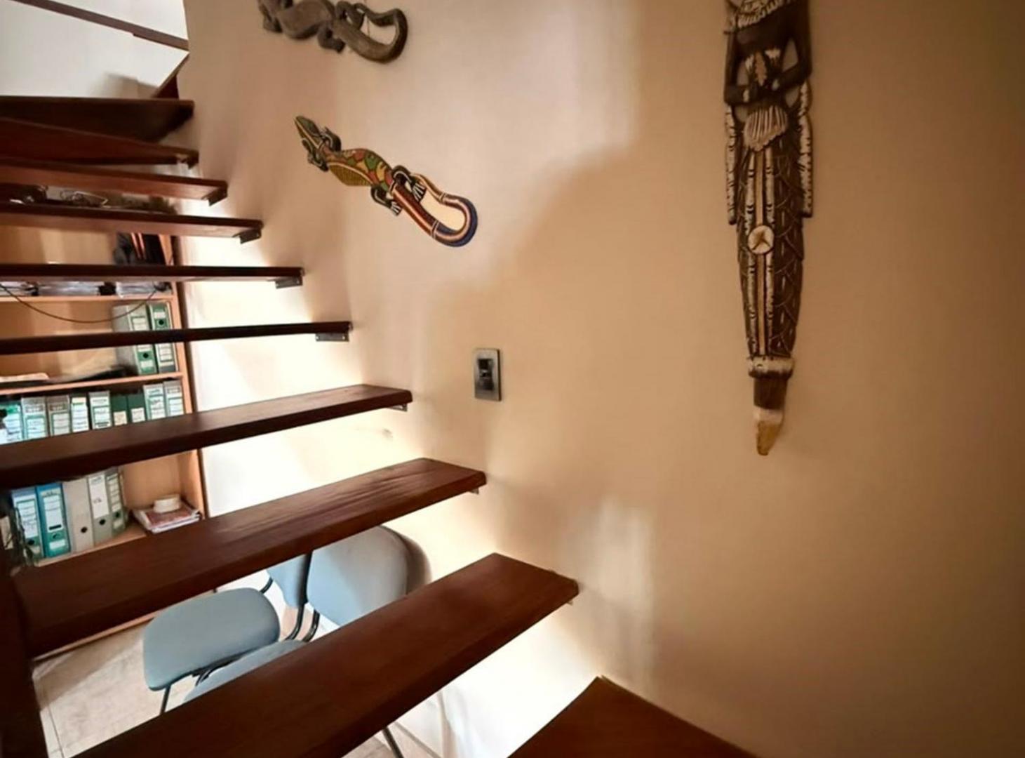 Foto de VENTA CASA 4 DORMIT 2 BAÑOS Y 2 COCHERAS GUADALUPE, imagen 4