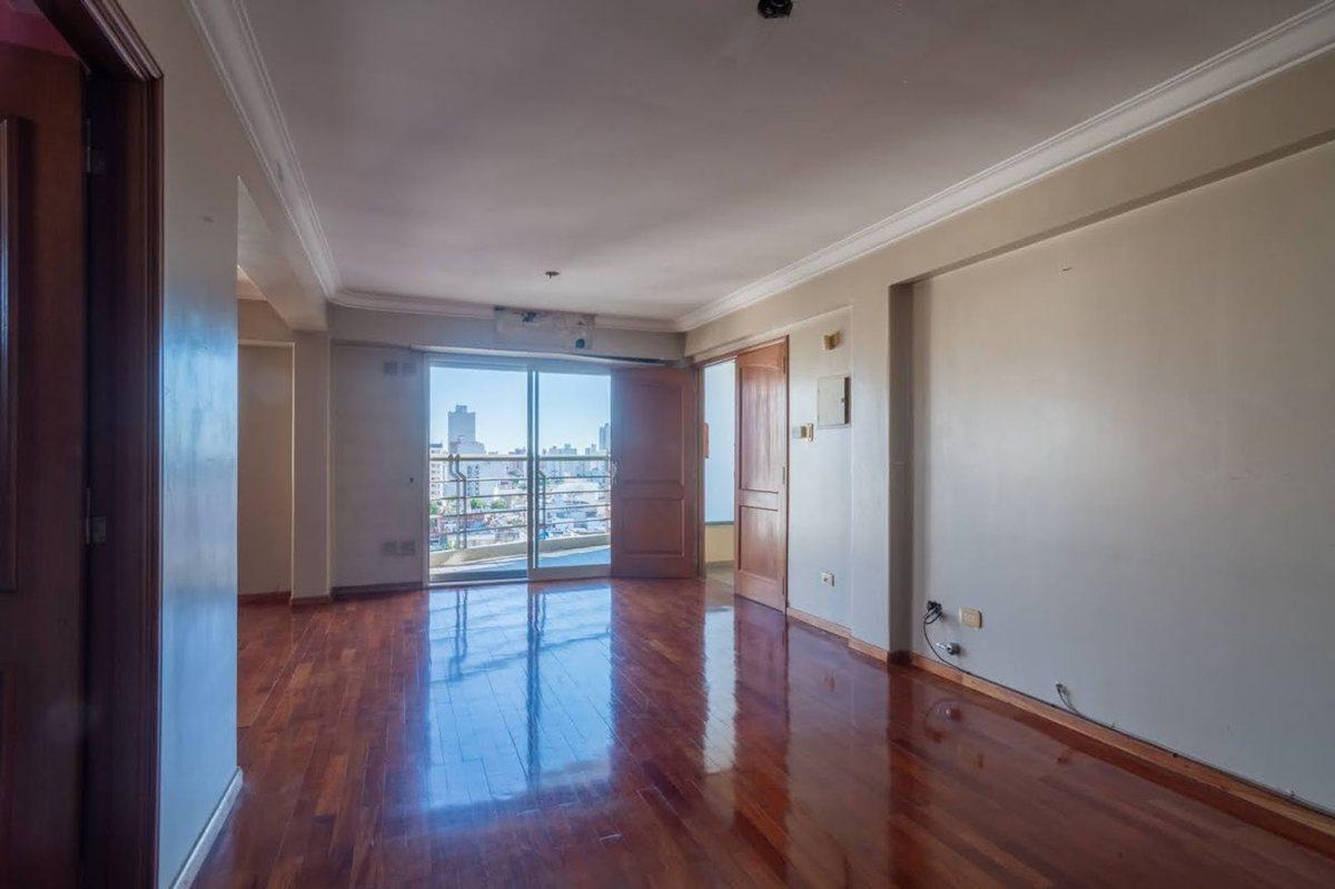 Foto de VENTA PISO 3 DORM. B° CONSTITUYENTES CON COCHERA, imagen 3