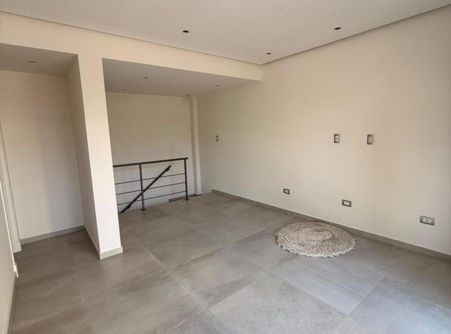 Foto de VENTA LOCAL COMERCIAL SOBRE BOULEVARD GALVEZ, imagen 2