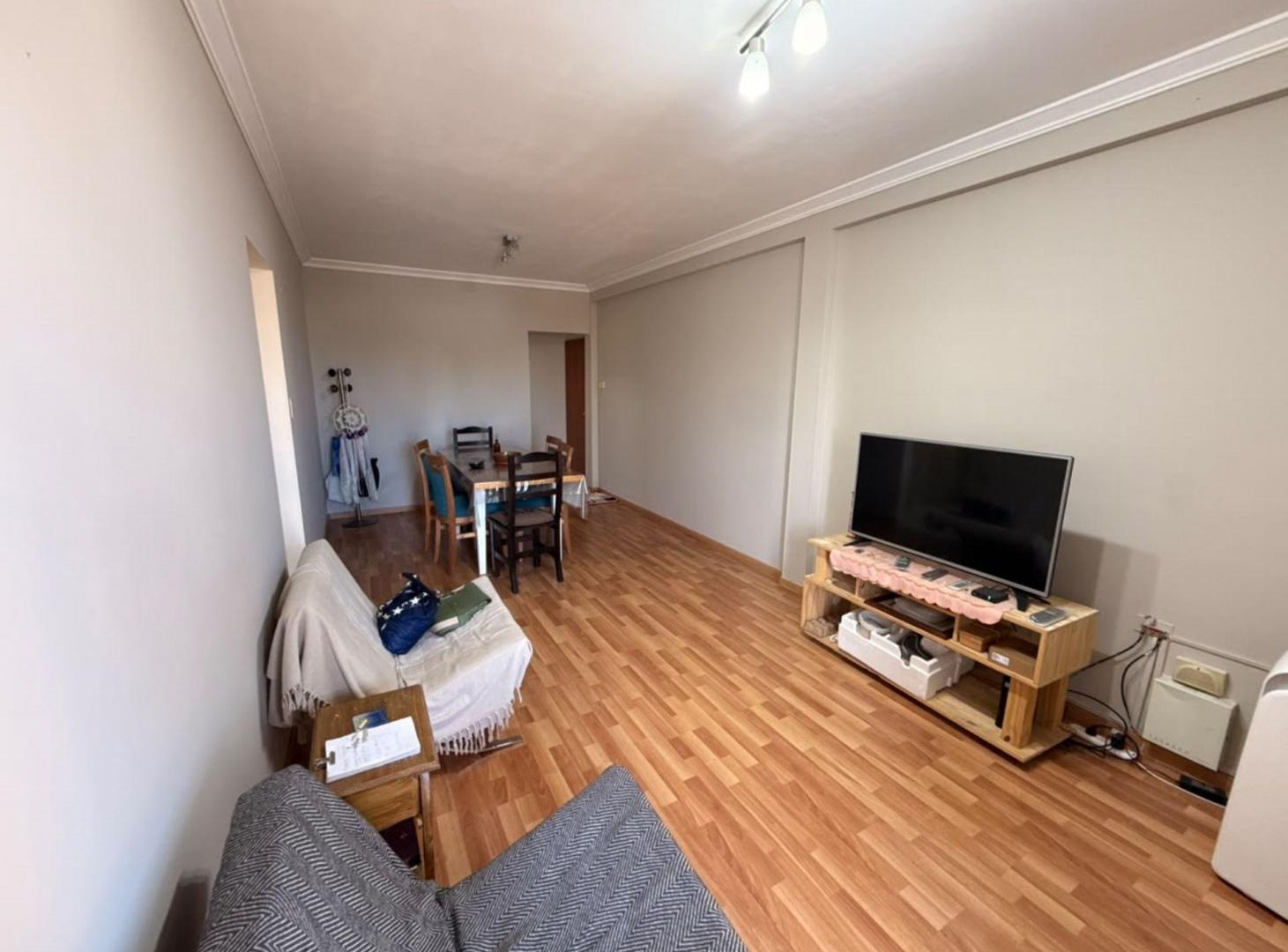 Foto de VENTA DPTO 2 DORMITORIOS 2 BAÑOS Y COCHERA, imagen 3
