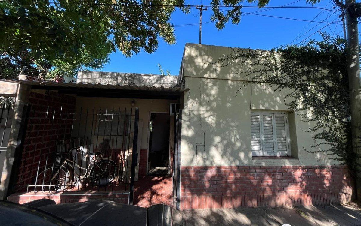 Foto de VENTA CASA A REFACCIONAR ZONA CENTRO SANTO TOMÉ, imagen 1