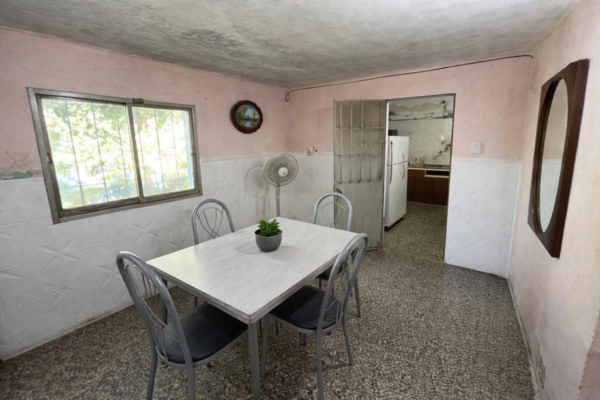 Foto de VENTA CASA A REFACCIONAR ZONA CENTRO SANTO TOMÉ, imagen 3