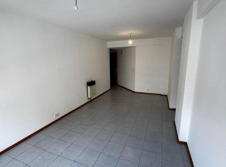 Departamento en  Alquiler de 2 dormitorios 4
