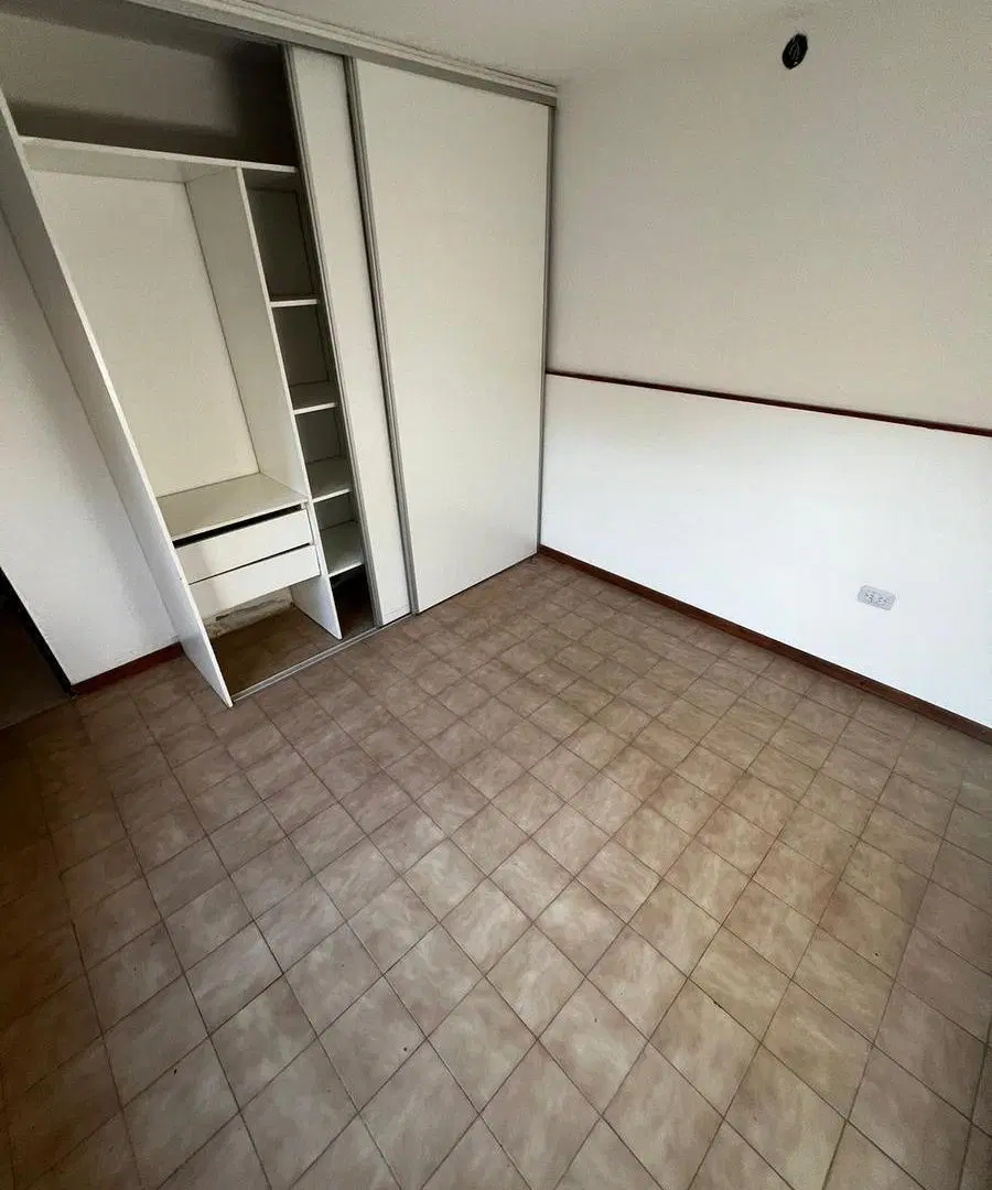 Casa en Alquiler de dos dormitorios -Granja de funes 8