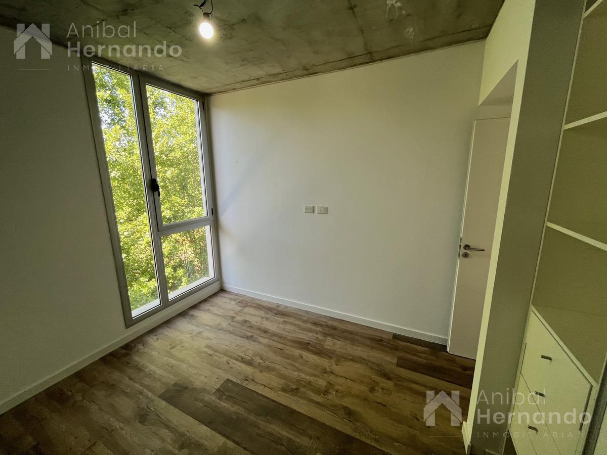 Venta de Departamento 2 Ambientes, Moreno, con Balcón, Terraza Privada, Parrilla y Cochera 2