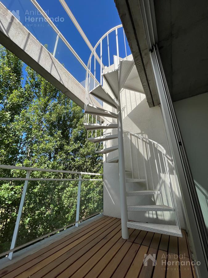 Venta de Departamento 2 Ambientes, Moreno, con Balcón, Terraza Privada, Parrilla y Cochera 1