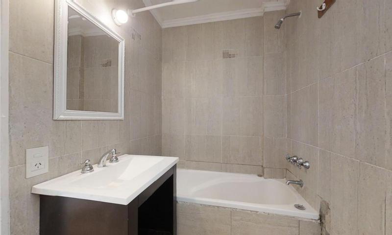 Departamento en Venta - con Renta - San Telmo, Capital Federal, Buenos Aires 3