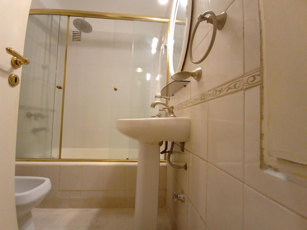 Foto de Departamento de 3 ambientes, con cochera, seguridad 24 hs. - Recoleta, imagen 3
