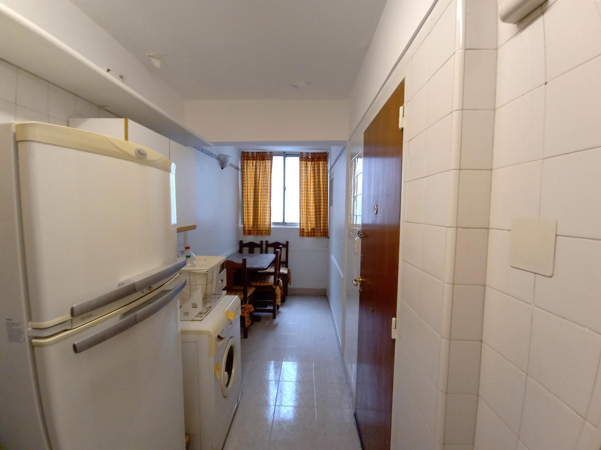 Foto de Departamento de 3 ambientes, con cochera, seguridad 24 hs. - Recoleta, imagen 2