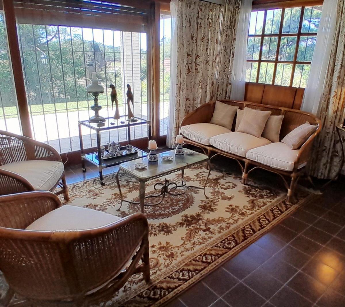 Foto de Gran casa de cinco dormitorios en el golf viejo de Pinamar, imagen 3