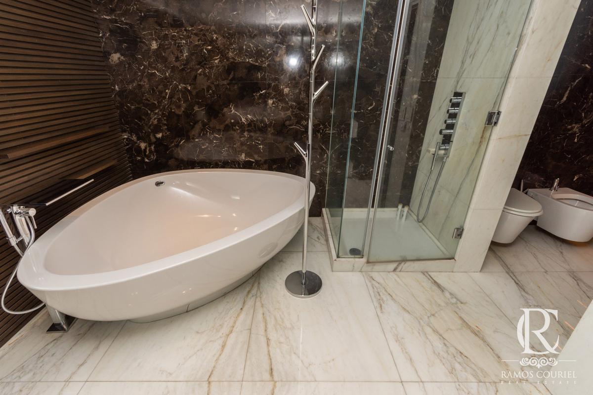 Venta Penthouse 4 Amb Zencity C/ Tza. y Pileta, Vista Río - Blvd Peñaloza 400, Puerto Madero 2