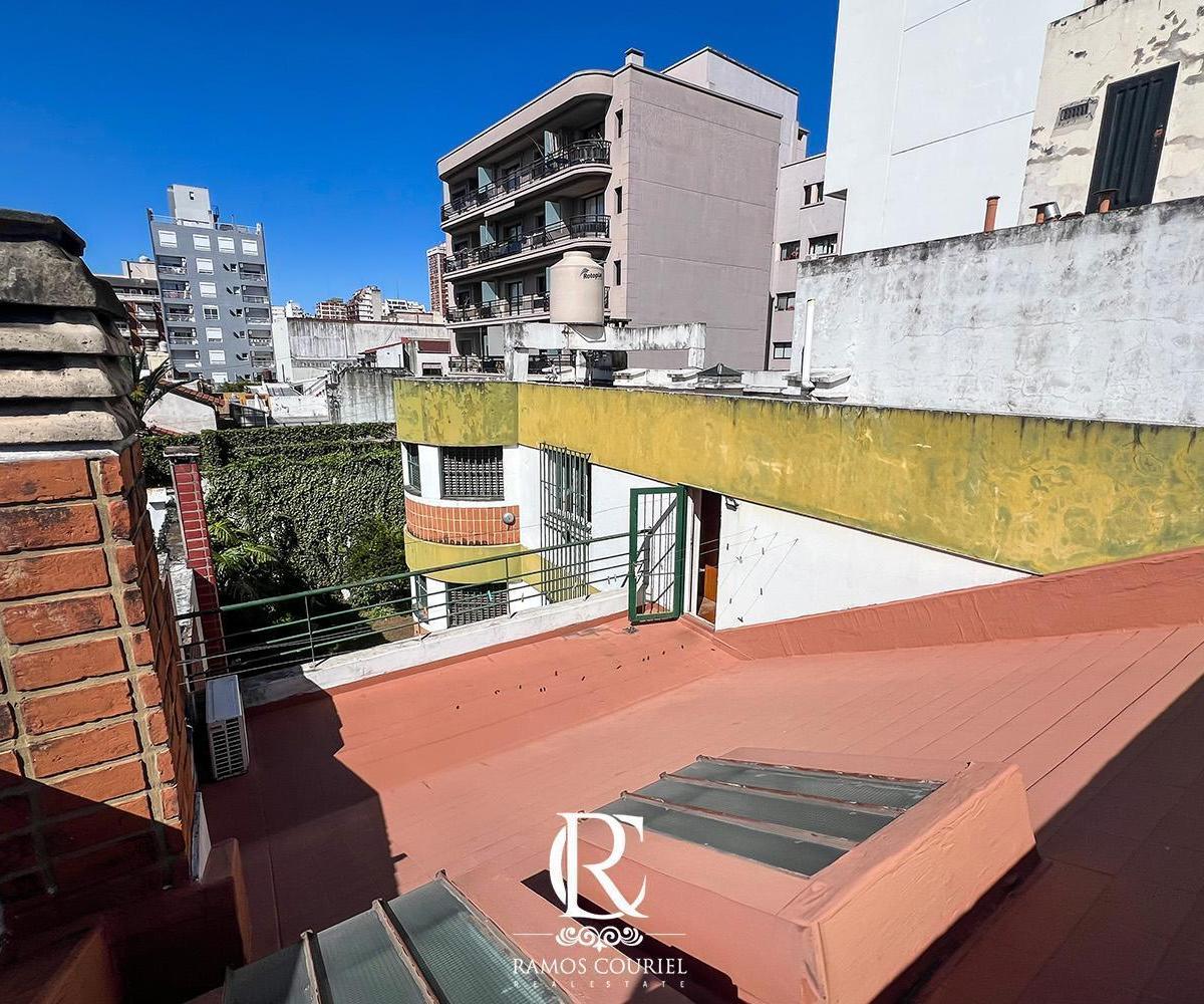 Venta Casa de 666 m² en 3 Plantas, Jardin, Parrilla, 4 Coch - Bogota 1800 (Flores) 5