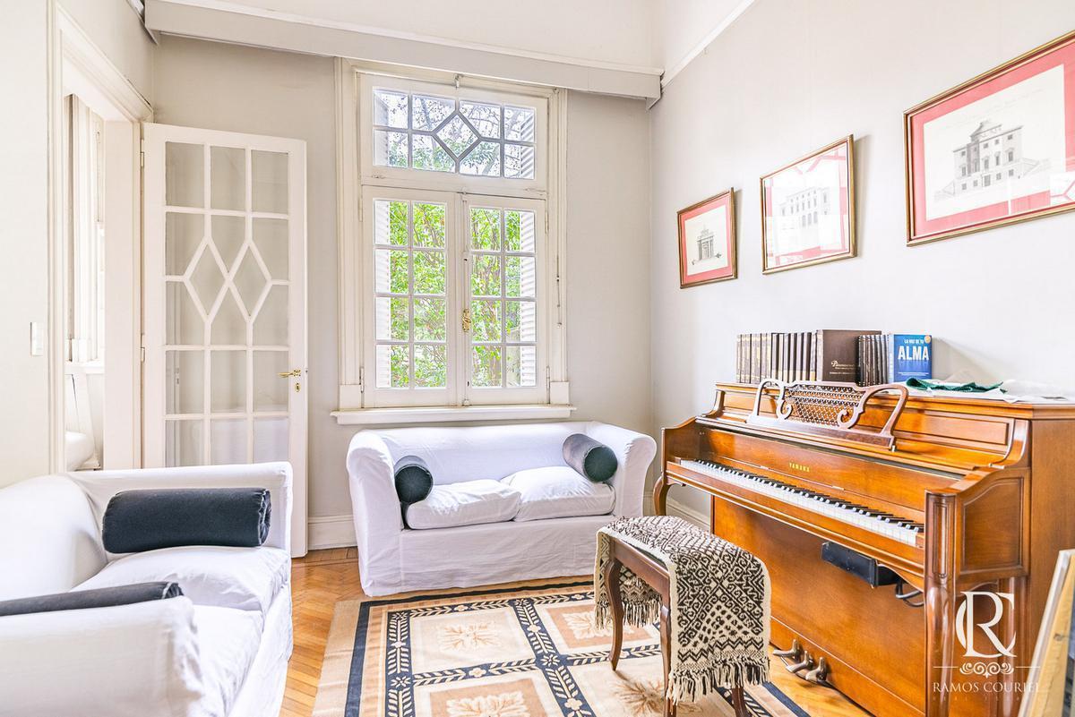 Venta Exclusiva Casa 4 Plantas de Estilo 850 m² C/jardín y Pileta 3 Cochs. Maure y Malasia - Belgrano 5