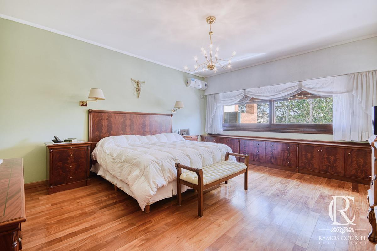 Venta Casa 8 Amb de Categoria, 5 Dorm, 3 Coch, Piscina Clim - del Carril 5000, Villa Devoto 1