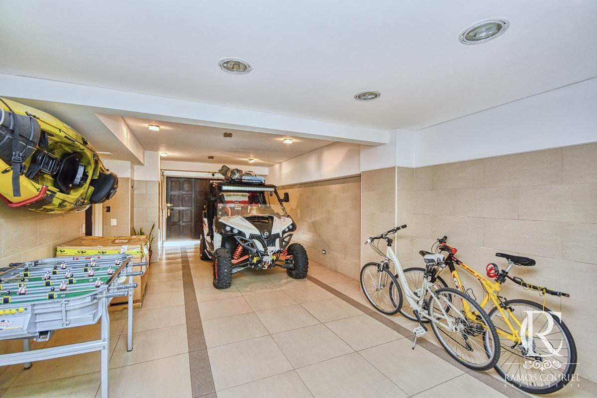 Venta Casa 8 Amb de Categoria, 5 Dorm, 3 Coch, Piscina Clim - del Carril 5000, Villa Devoto 3