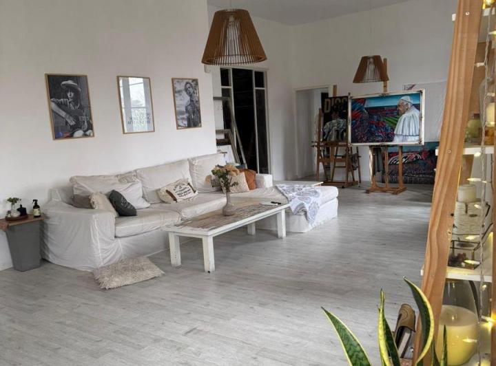 Alquiler 2 amb tipo loft. 120 m2. POR ESCALERAS. 5