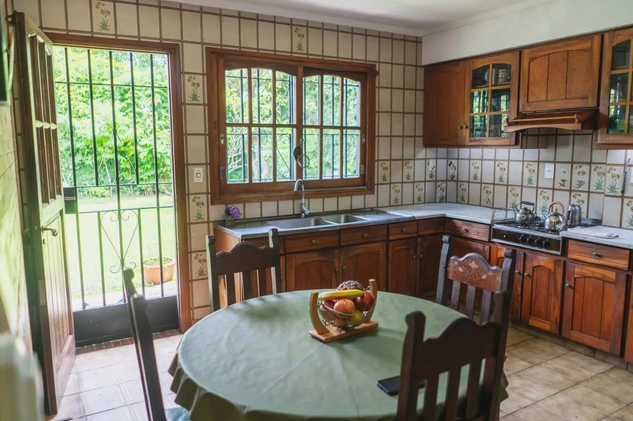 Casa en Belgrno R con Jardin y Cochera 4