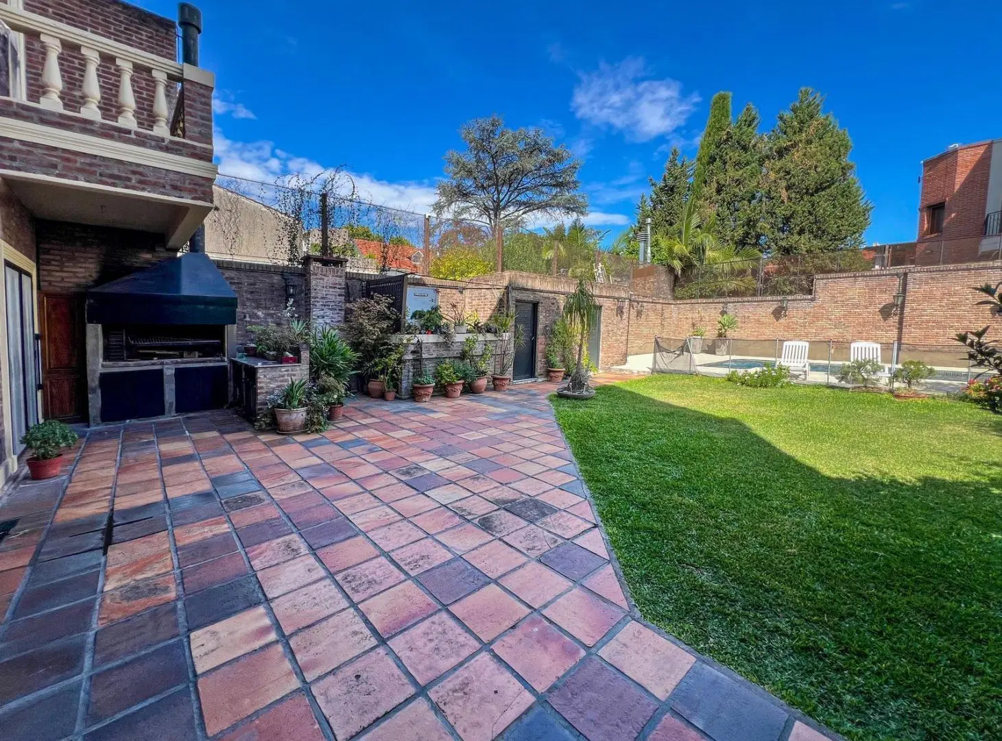 VENTA Casa 8 ambientes   dependencia, 5 cocheras - La Pampa 4000, Belgrano R 5