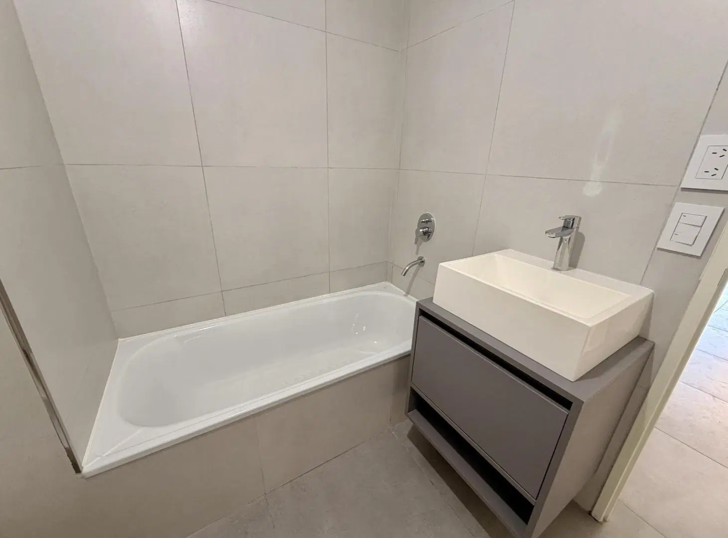 VENTA Departamento monoanbiente 40m2 con balcón aterrizado - Villa del Parque 5