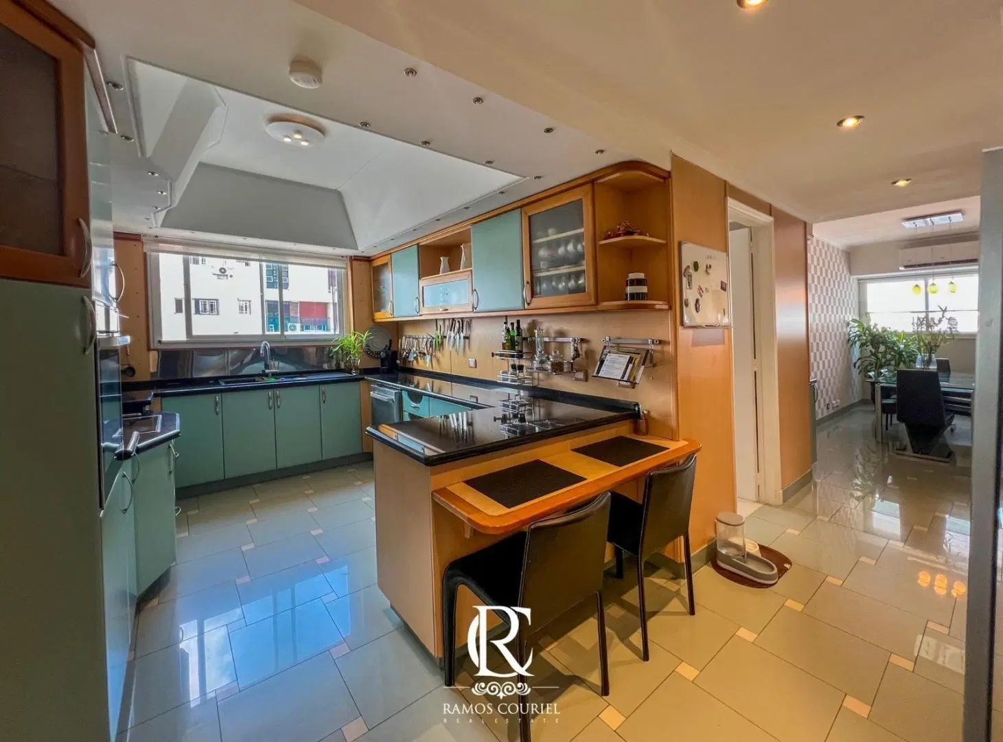 Exclusivo piso alto de 7 ambientes con vistas abiertas al río en Barrancas de Belgrano - Muy luminos 3