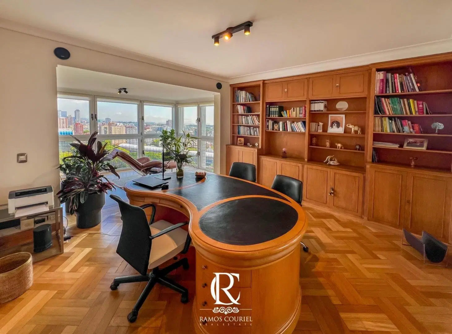 Exclusivo piso alto de 7 ambientes con vistas abiertas al río en Barrancas de Belgrano - Muy luminos 2