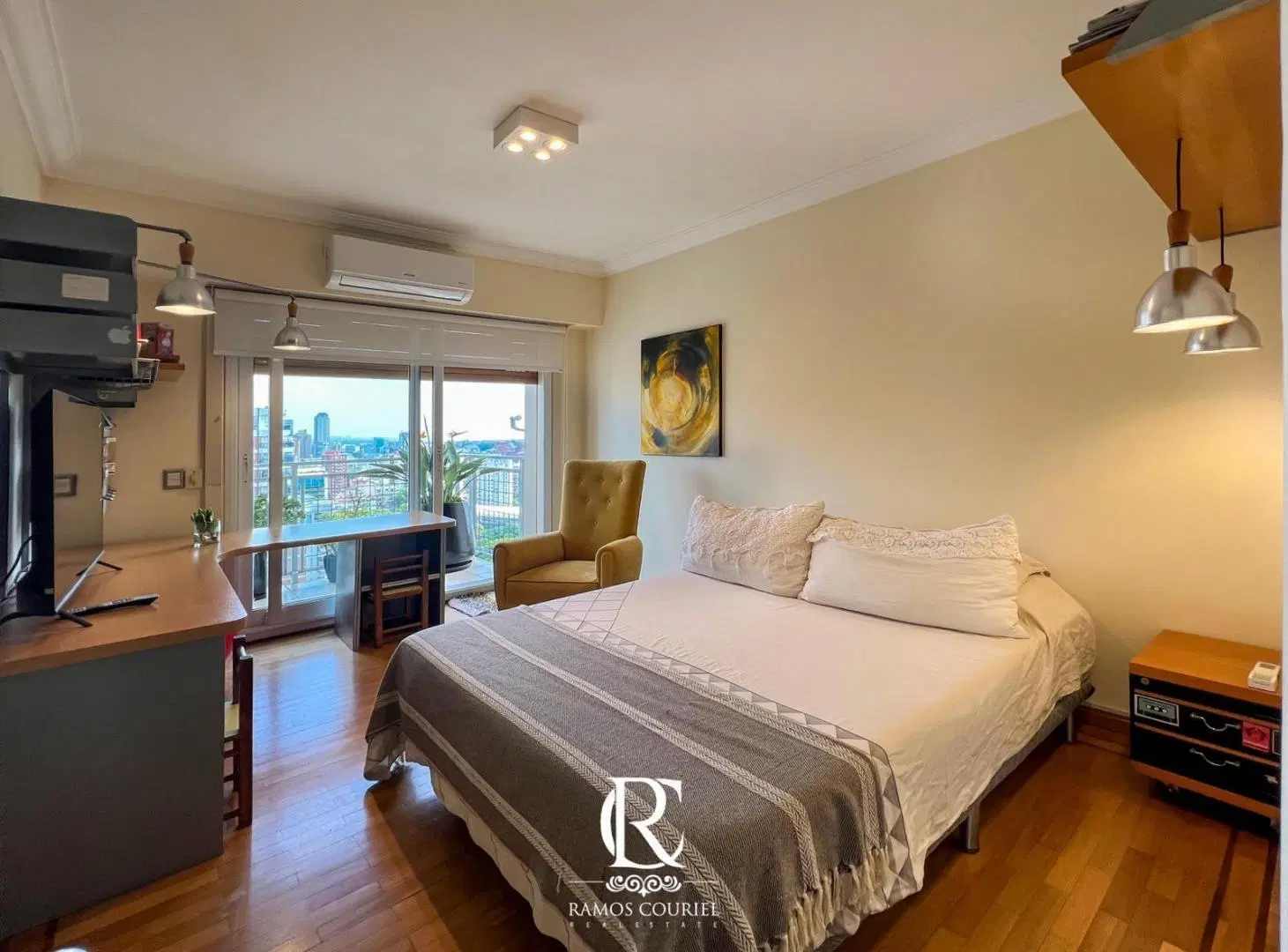 Exclusivo piso alto de 7 ambientes con vistas abiertas al río en Barrancas de Belgrano - Muy luminos 5