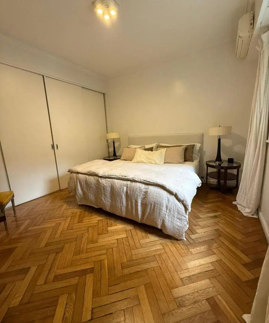 Semipiso en Excelente Estado, en la Mejor Ubicación de Recoleta – Av. Alvear y Parera - piso alto 5