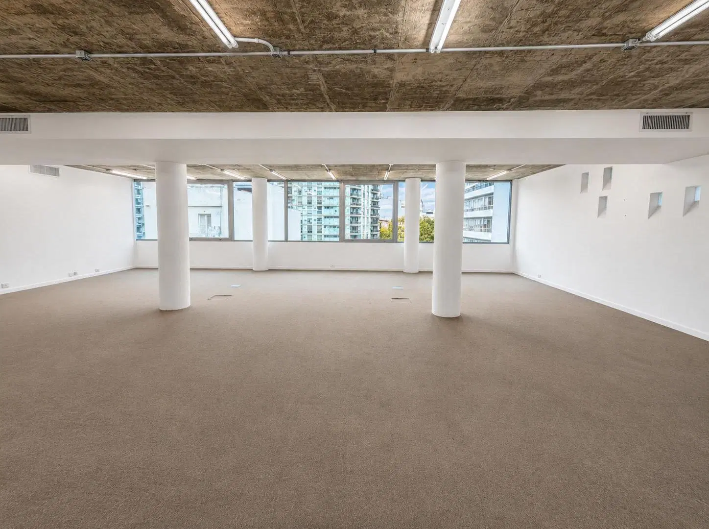 ALQUILER Oficina de 400m2 en Palermo 5