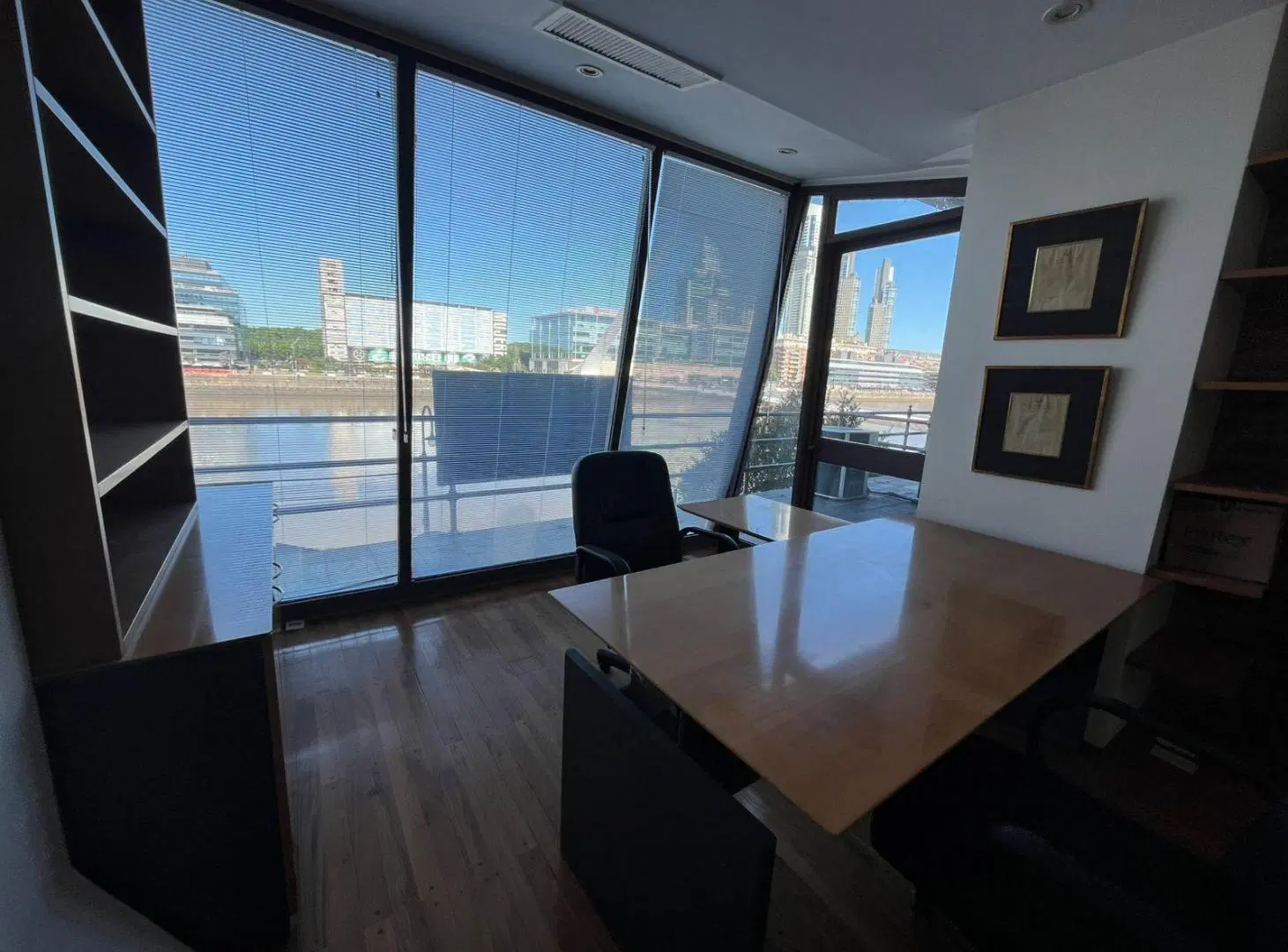 Venta Oficina de  110m2, 1 coch, amenities, Seg 24hs- Alicia M de Justo 800 (Puerto Madero) 5