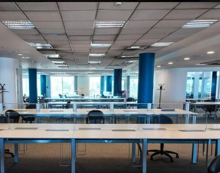 Oficina en venta  951m2 ,8 coch-Av Chiclana 3300 (Parque Patricios) 5