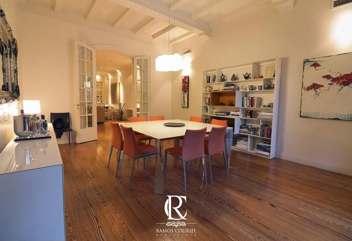 Venta Casa de estilo 720m2, patio parrilla, 2 coch-Av Melián  y Echeverría (Belgrano R) 4