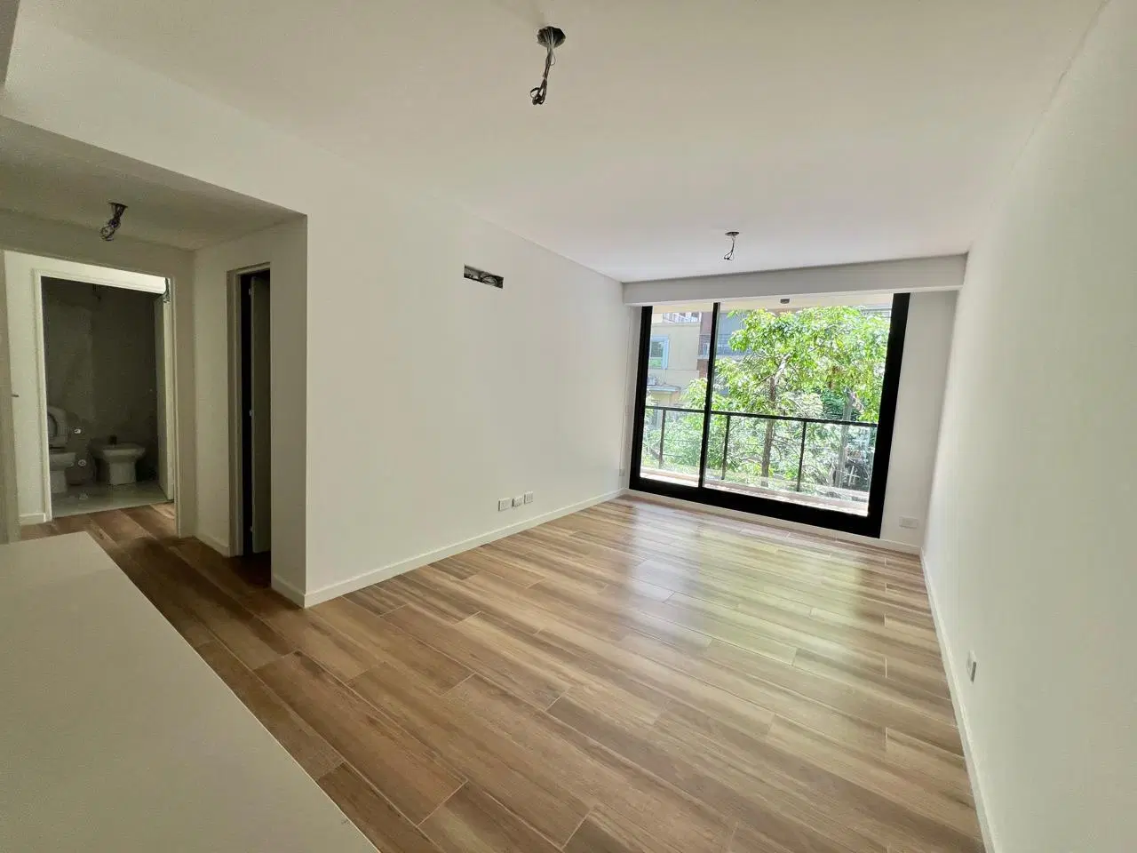 Black Newbery • 2 ambientes en suite • A estrenar • J.Newbery esq. Baez 4