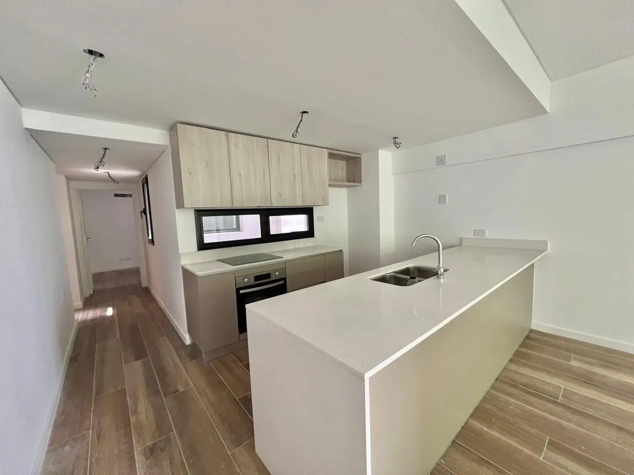 Black Newbery • 2 Ambientes en suite • A estrenar • J.Newbery esq. Baez 2