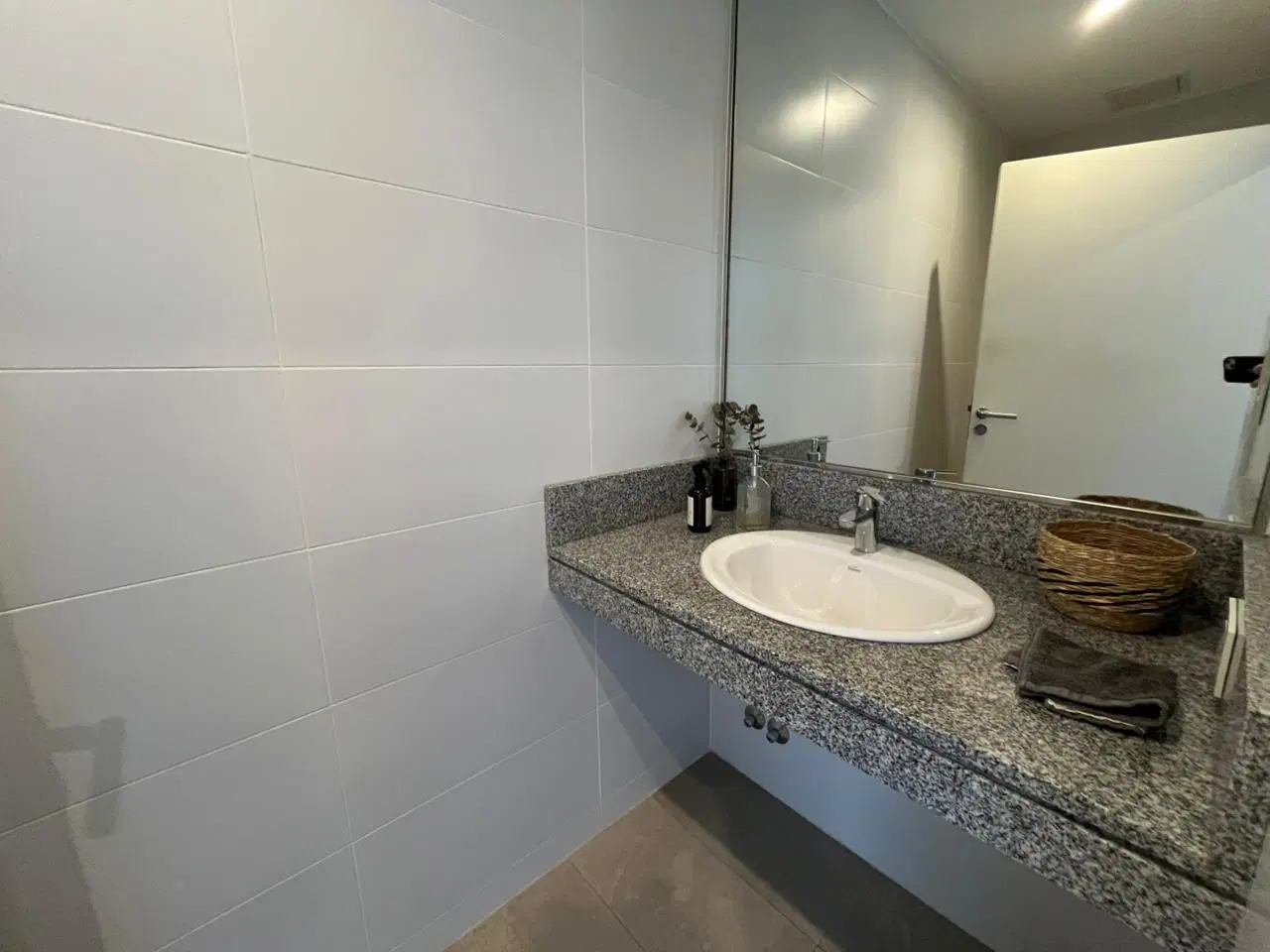 Venta oficina de 65 m2 con una cochera-Juncal 4400 (Palermo) 5