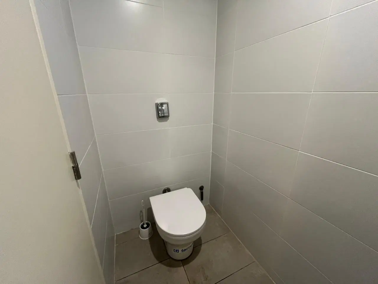 Venta oficina de 65 m2 con una cochera-Juncal 4400 (Palermo) 4