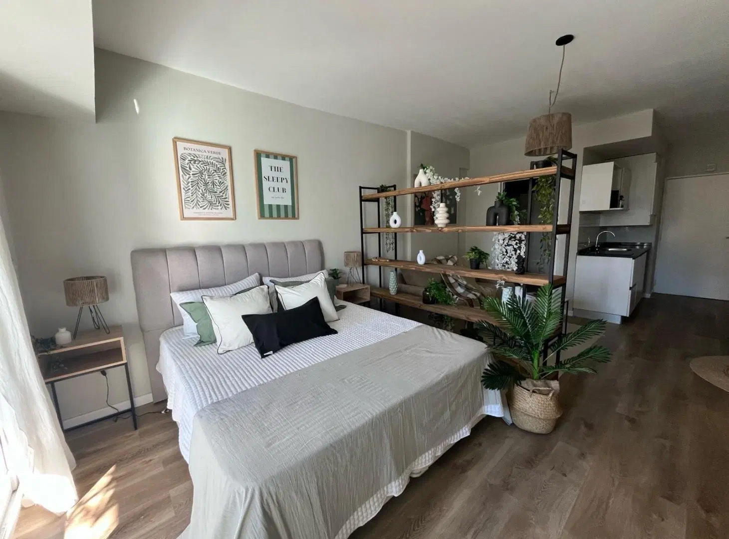 Venta monoambiente divisible de 43m2 sobre Av del Libertador- (Belgrano) 1