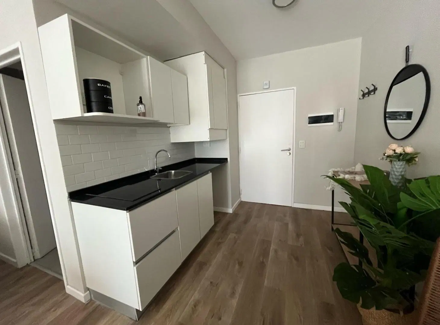 Venta monoambiente divisible de 43m2 sobre Av del Libertador- (Belgrano) 2